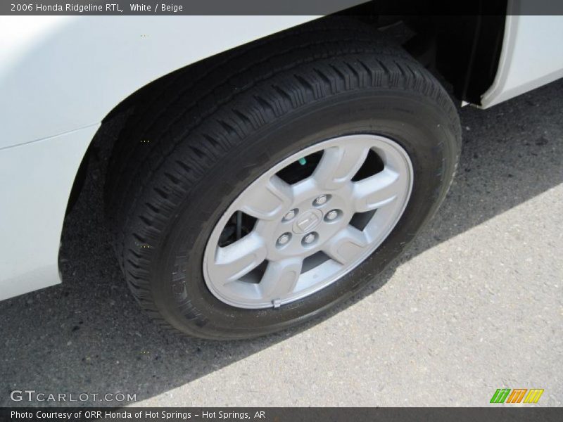 White / Beige 2006 Honda Ridgeline RTL