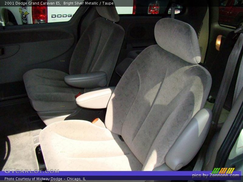 Bright Silver Metallic / Taupe 2001 Dodge Grand Caravan ES