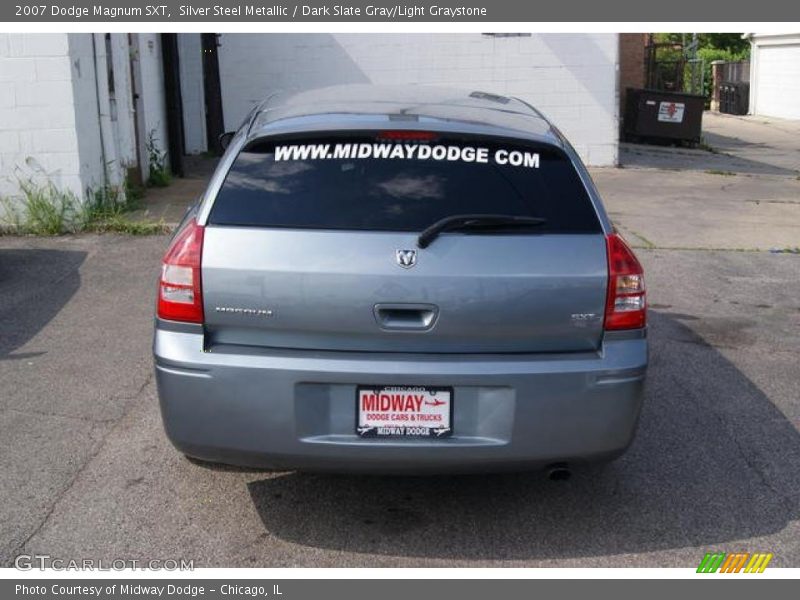 Silver Steel Metallic / Dark Slate Gray/Light Graystone 2007 Dodge Magnum SXT