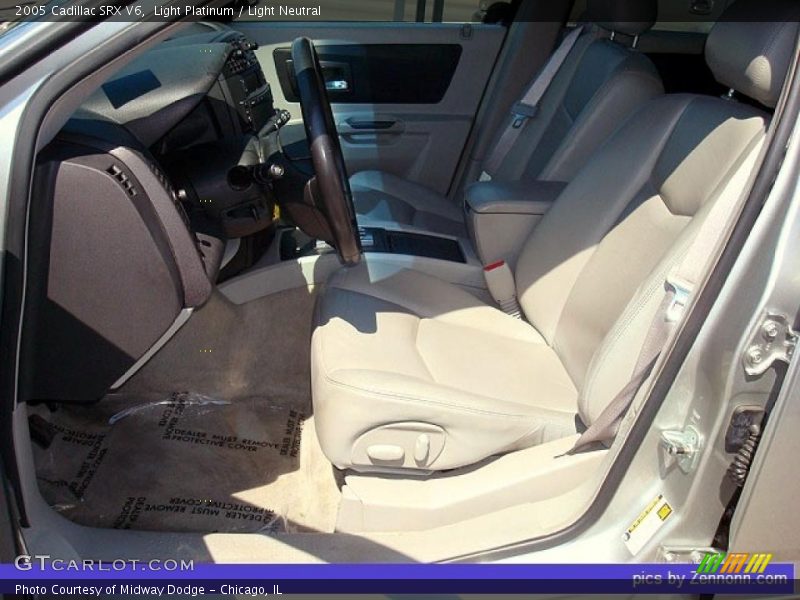 Light Platinum / Light Neutral 2005 Cadillac SRX V6