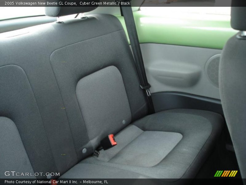 Cyber Green Metallic / Black 2005 Volkswagen New Beetle GL Coupe