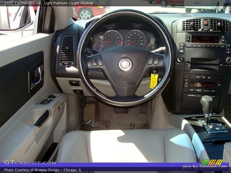 Light Platinum / Light Neutral 2005 Cadillac SRX V6