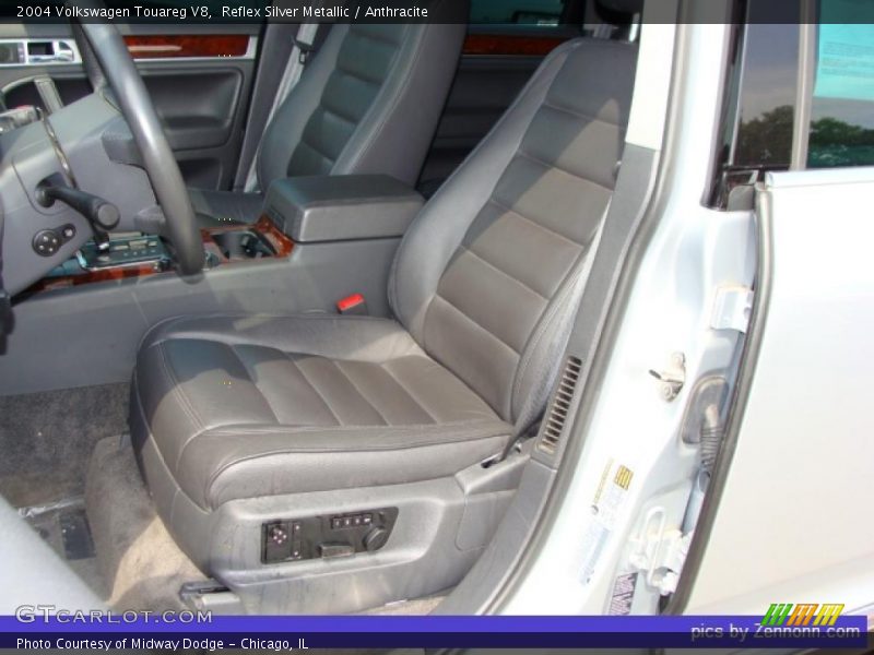 Reflex Silver Metallic / Anthracite 2004 Volkswagen Touareg V8