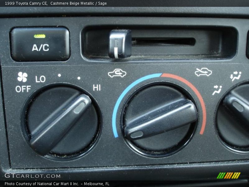 Cashmere Beige Metallic / Sage 1999 Toyota Camry CE