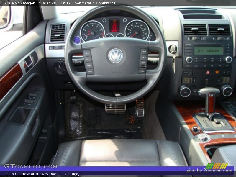 Reflex Silver Metallic / Anthracite 2004 Volkswagen Touareg V8