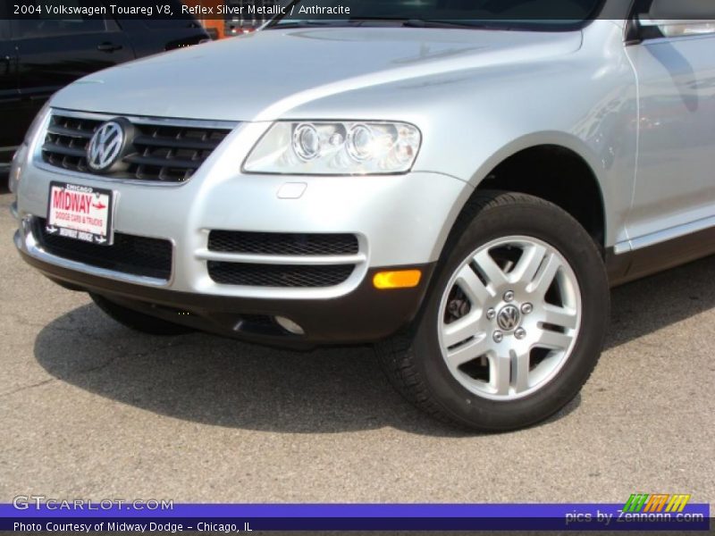 Reflex Silver Metallic / Anthracite 2004 Volkswagen Touareg V8