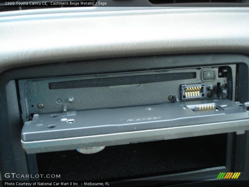 Cashmere Beige Metallic / Sage 1999 Toyota Camry CE