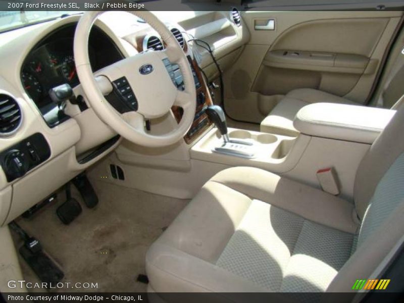 Black / Pebble Beige 2007 Ford Freestyle SEL