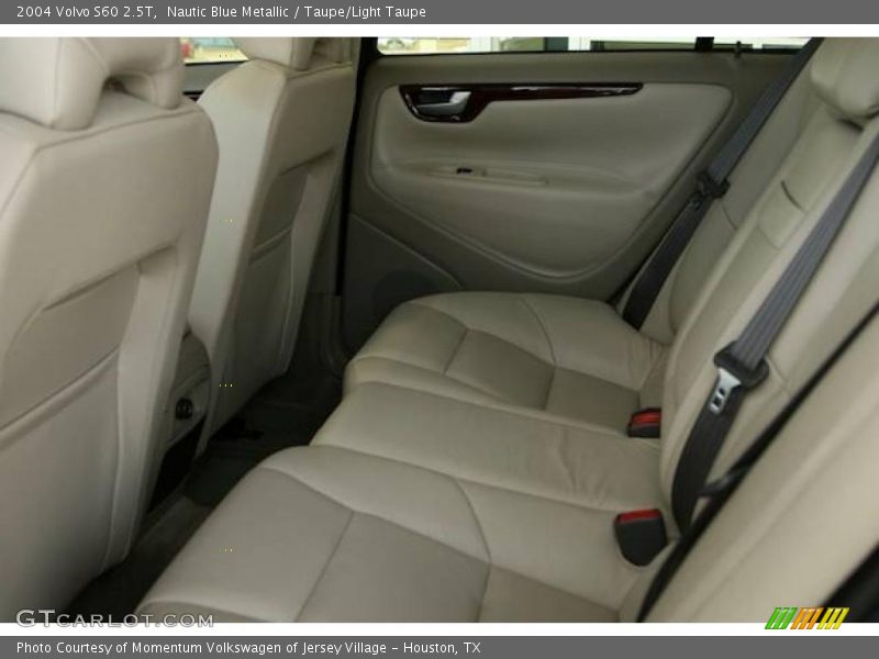 Nautic Blue Metallic / Taupe/Light Taupe 2004 Volvo S60 2.5T