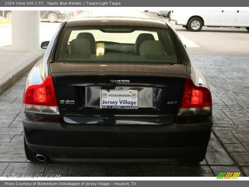 Nautic Blue Metallic / Taupe/Light Taupe 2004 Volvo S60 2.5T