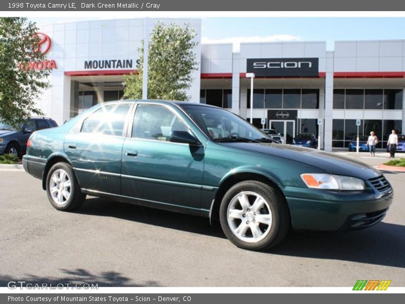 Dark Green Metallic / Gray 1998 Toyota Camry LE