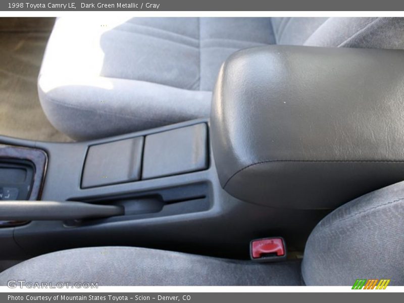 Dark Green Metallic / Gray 1998 Toyota Camry LE