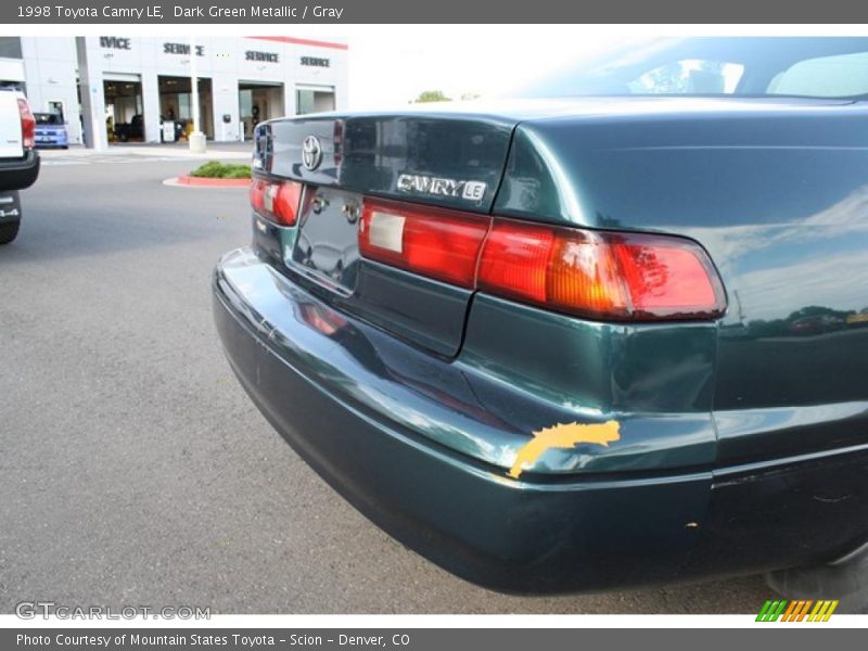 Dark Green Metallic / Gray 1998 Toyota Camry LE