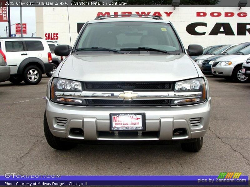 Silverstone Metallic / Light Gray 2005 Chevrolet TrailBlazer LS 4x4