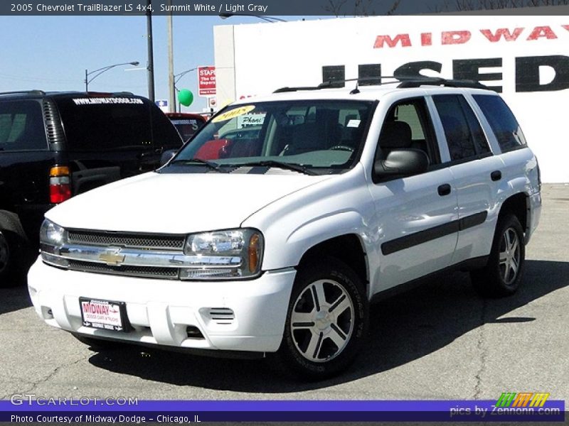 Summit White / Light Gray 2005 Chevrolet TrailBlazer LS 4x4