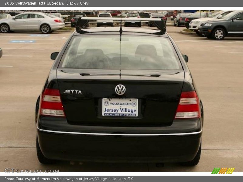 Black / Grey 2005 Volkswagen Jetta GL Sedan