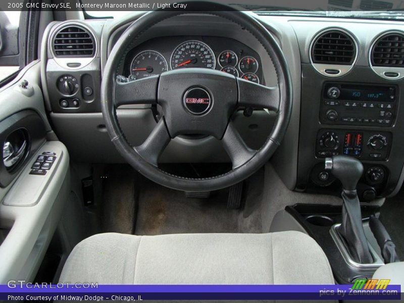 Monterey Maroon Metallic / Light Gray 2005 GMC Envoy SLE