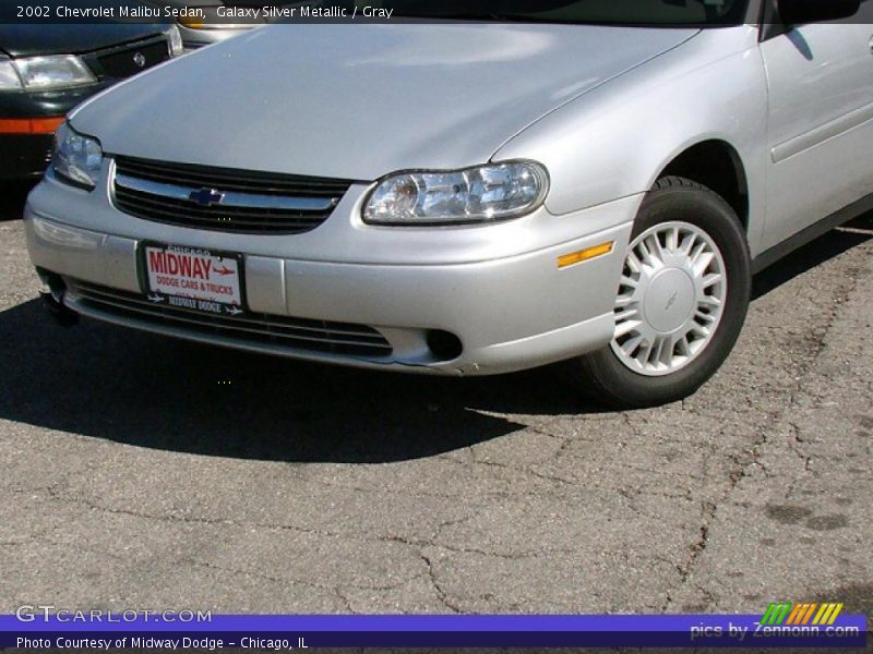 Galaxy Silver Metallic / Gray 2002 Chevrolet Malibu Sedan