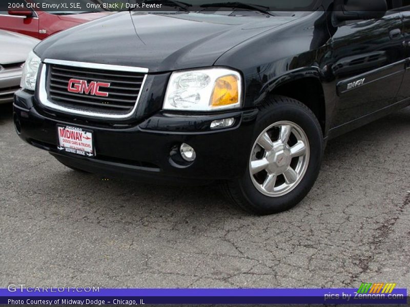 Onyx Black / Dark Pewter 2004 GMC Envoy XL SLE
