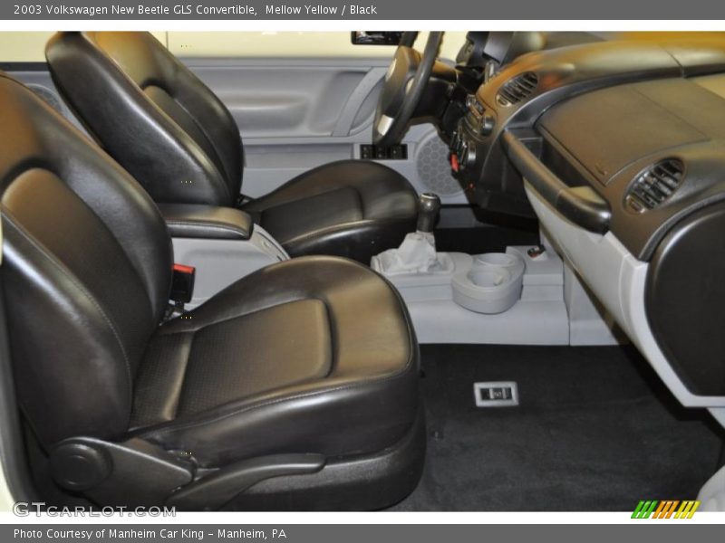 Mellow Yellow / Black 2003 Volkswagen New Beetle GLS Convertible