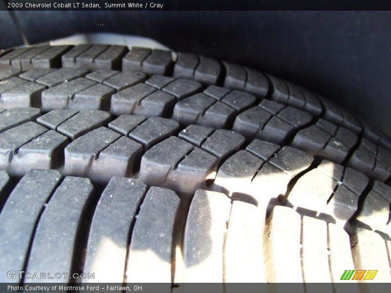 Summit White / Gray 2009 Chevrolet Cobalt LT Sedan