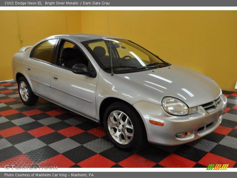 Bright Silver Metallic / Dark Slate Gray 2002 Dodge Neon ES