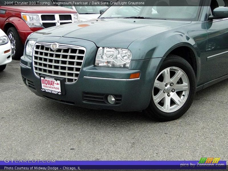 Magnesium Pearlcoat / Dark Slate Gray/Light Graystone 2006 Chrysler 300 Touring