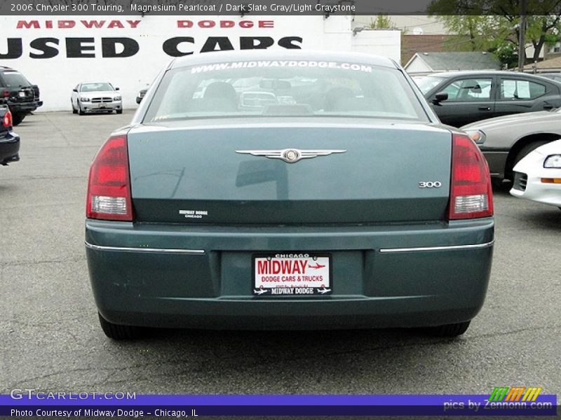 Magnesium Pearlcoat / Dark Slate Gray/Light Graystone 2006 Chrysler 300 Touring