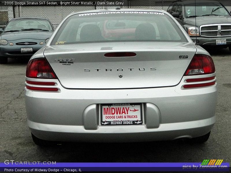 Bright Silver Metallic / Dark Slate Grey 2006 Dodge Stratus SXT Sedan