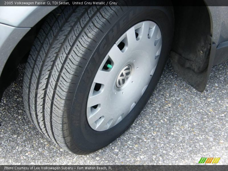 United Grey Metallic / Grey 2005 Volkswagen Passat GL TDI Sedan