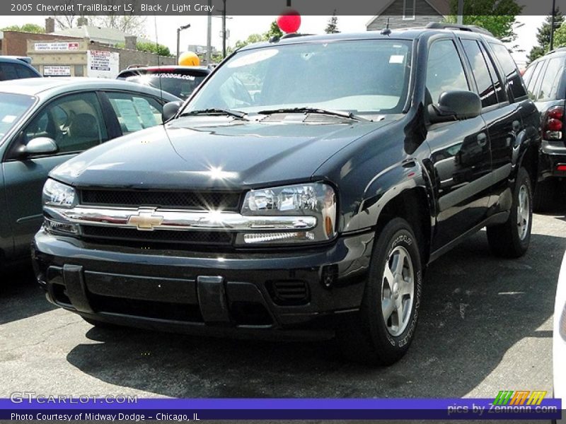 Black / Light Gray 2005 Chevrolet TrailBlazer LS