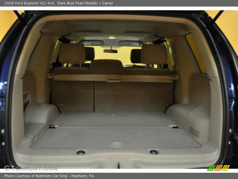 Dark Blue Pearl Metallic / Camel 2006 Ford Explorer XLS 4x4