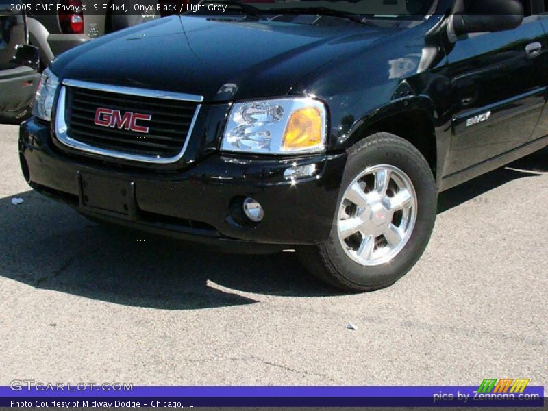 Onyx Black / Light Gray 2005 GMC Envoy XL SLE 4x4