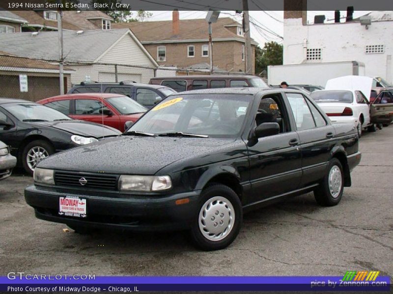 Black / Gray 1994 Nissan Sentra E Sedan