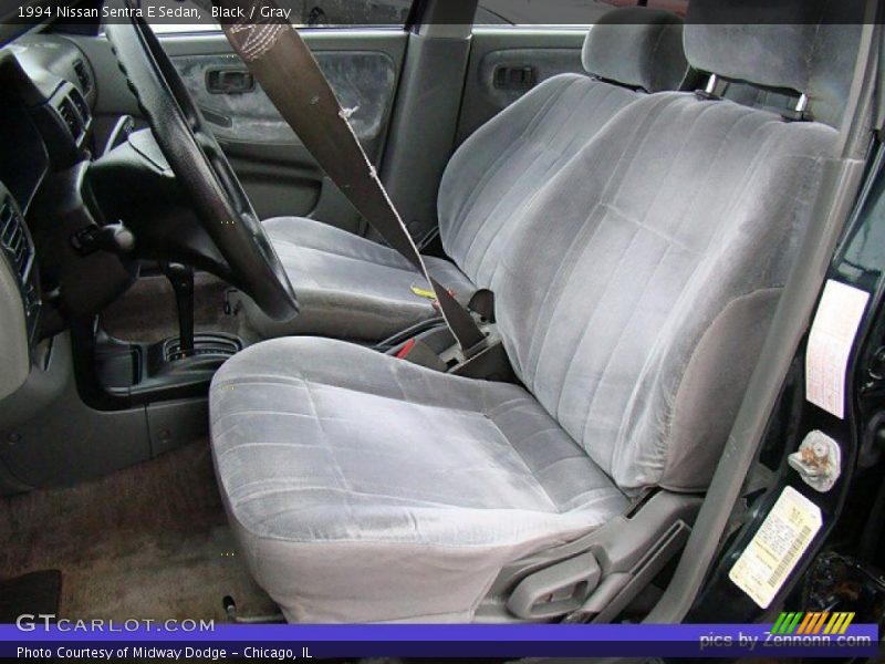 Black / Gray 1994 Nissan Sentra E Sedan