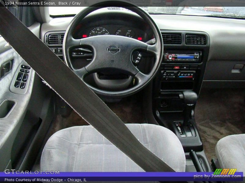 Black / Gray 1994 Nissan Sentra E Sedan