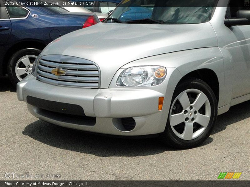 Silver Ice Metallic / Gray 2009 Chevrolet HHR LS