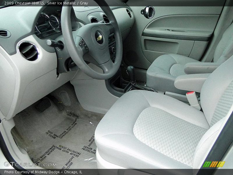 Silver Ice Metallic / Gray 2009 Chevrolet HHR LS