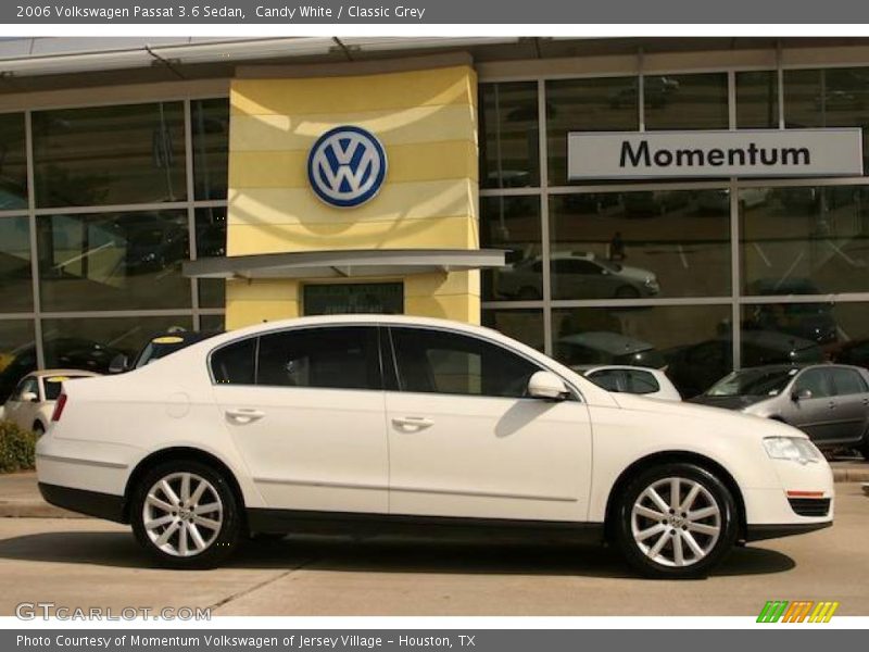 Candy White / Classic Grey 2006 Volkswagen Passat 3.6 Sedan