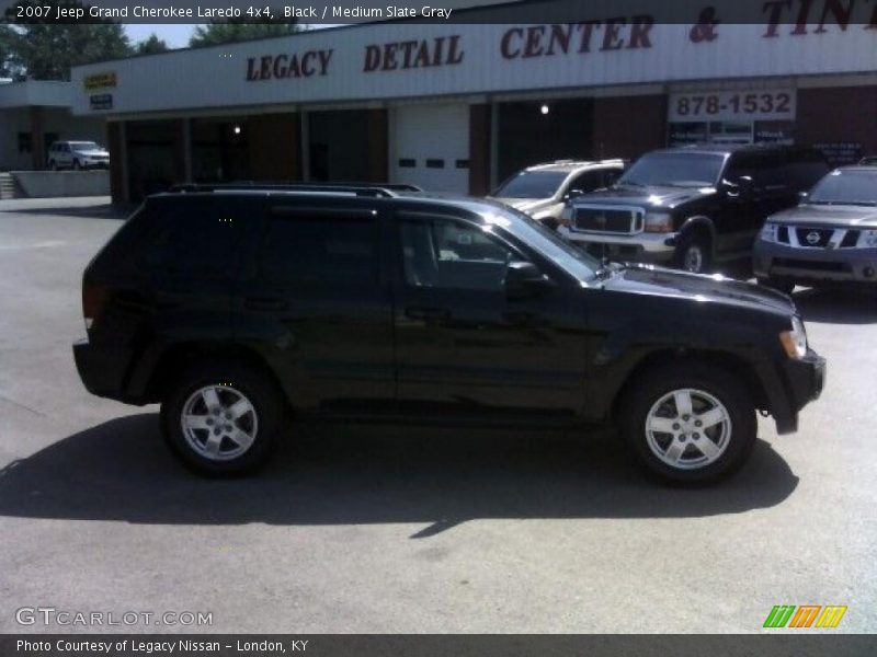 Black / Medium Slate Gray 2007 Jeep Grand Cherokee Laredo 4x4