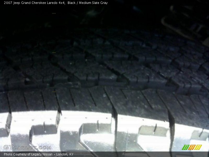 Black / Medium Slate Gray 2007 Jeep Grand Cherokee Laredo 4x4