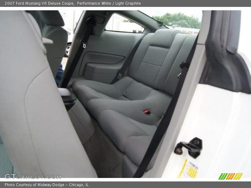 Performance White / Light Graphite 2007 Ford Mustang V6 Deluxe Coupe