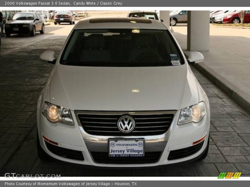 Candy White / Classic Grey 2006 Volkswagen Passat 3.6 Sedan