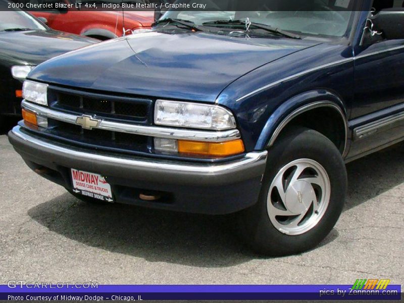 Indigo Blue Metallic / Graphite Gray 2000 Chevrolet Blazer LT 4x4