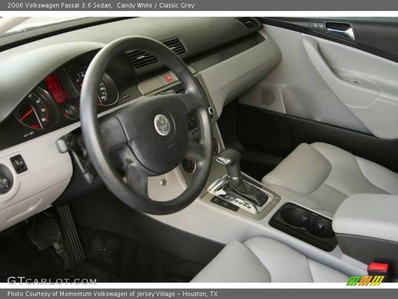 Candy White / Classic Grey 2006 Volkswagen Passat 3.6 Sedan