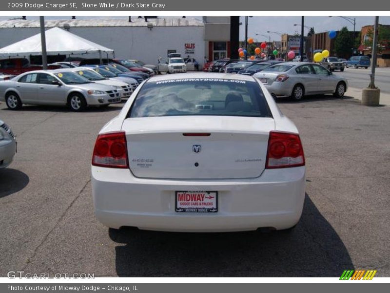 Stone White / Dark Slate Gray 2009 Dodge Charger SE