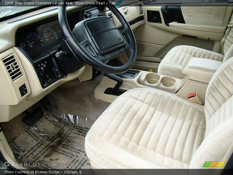 Moss Green Pearl / Tan 1995 Jeep Grand Cherokee Laredo 4x4