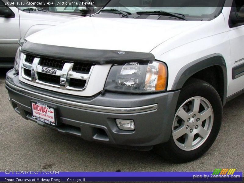 Arctic White / Pewter 2004 Isuzu Ascender S 4x4