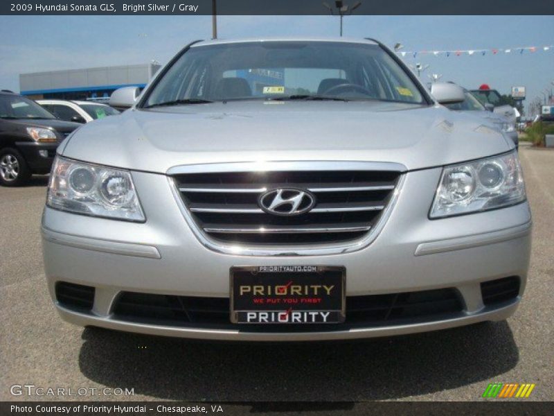 Bright Silver / Gray 2009 Hyundai Sonata GLS