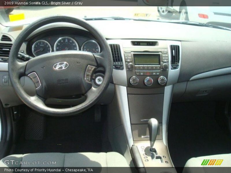 Bright Silver / Gray 2009 Hyundai Sonata GLS